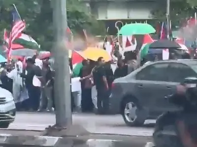 تظاهرات مردم مالزی در حمایت از فلسطین + فیلم