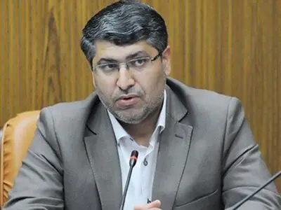 سرقت ۱۵۰ میلیارد تومان توسط مالک سابق آذرآب/ متخلفان در کشور جایزه می‌گیرند