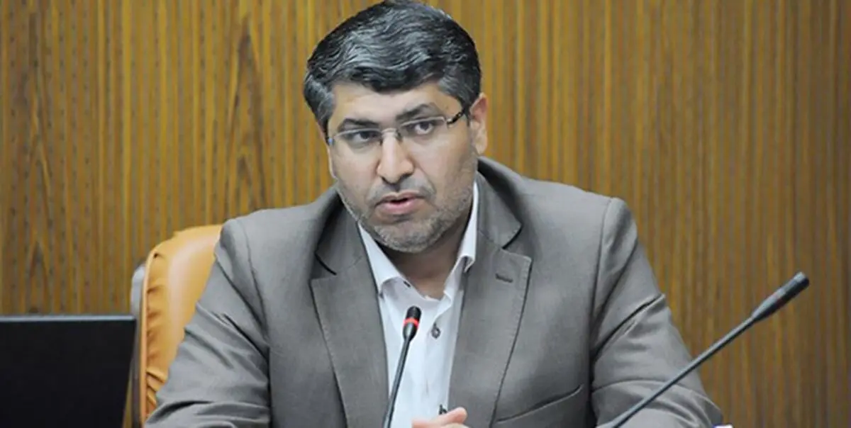 سرقت ۱۵۰ میلیارد تومان توسط مالک سابق آذرآب/ متخلفان در کشور جایزه می‌گیرند