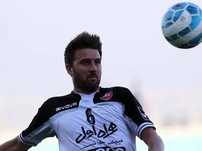 مدافع پرسپولیس مصدوم شد