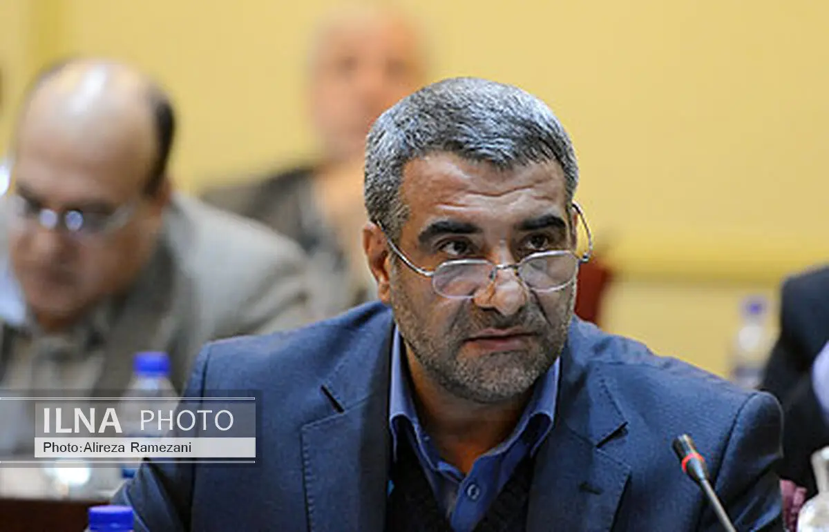 حسنی‌خو: وزارت ورزش از هیچ نامزدی حمایت نخواهد کرد