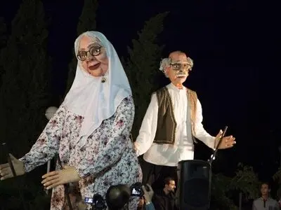 رونمایی از شش عروسک غول پیکر در ایام نوروز/ عروسک‌های غول‌پیکر پیام رسان فرهنگ یزدی ها