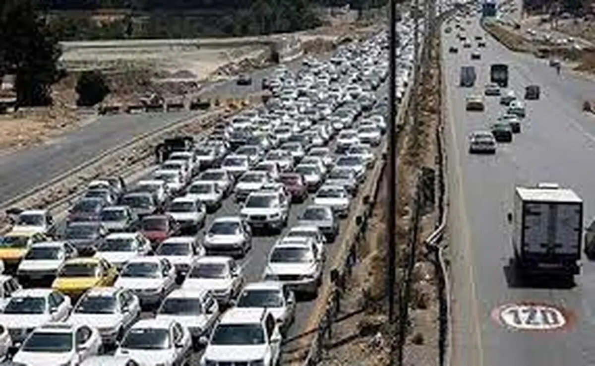 اختلال در فعالیت یکی از شهرک‌های صنعتی غرب تهران به دلیل خرابی جاده/ نگرانی کارگران برای از دست دادن شغل 