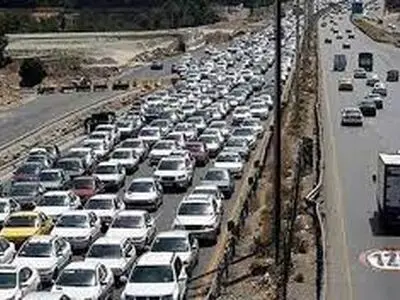 اختلال در فعالیت یکی از شهرک‌های صنعتی غرب تهران به دلیل خرابی جاده/ نگرانی کارگران برای از دست دادن شغل 