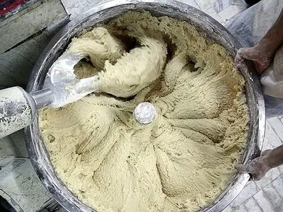 آموزش نانوایان البرزی اجباری می‌شود