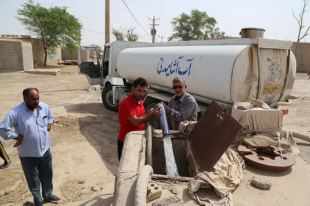 ۳۰۰ روستای فارس با تانکر آبرسانی می‌شوند / ۴۲۰ شهر و روستا در آستانه تنش آبی