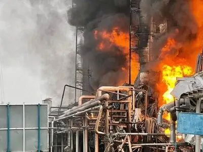 یک فوتی و دو مصدوم در حادثه پالایشگاه نفت آفتاب بندرعباس