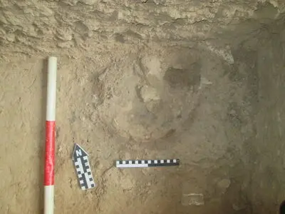 کشف دو قطعه سفال‌نوشته (استراکا) در مسجد جامع نوش‌آباد/ وجود بنا یا بناهای پیشاسلجوقی زیر مسجد کنونی