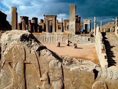 محل کشف الواح هخامنشی چه سرنوشتی پیدا کرده است؟