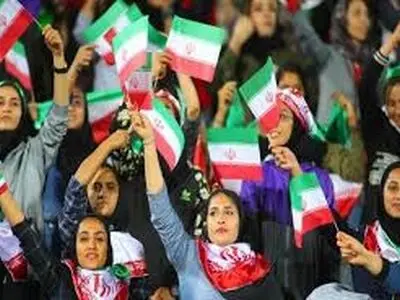 اظهارات سخنگوی دولت درباره موتورسواری زنان و حضورشان در ورزشگاه‌ها