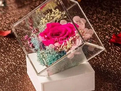 تشخیص پلکسی گلاس اصل وانواع برندها