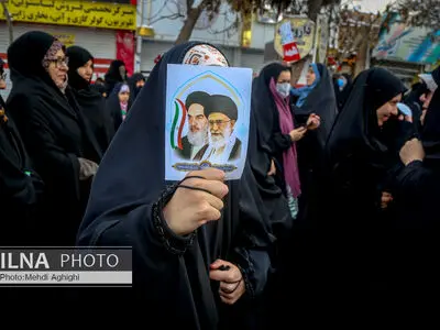 حضورحماسی مردم قوچان در راهپیمایی ۲۲بهمن 