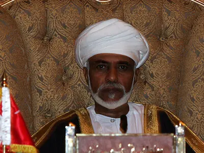سلطنت‌نشین عمان محل رفت و آمد مقام‌های اماراتی و سعودی؛ پس از بن‌سلمان نوبت به بن‌زاید رسید
