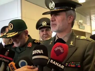 وزیر الدفاع الإیرانی یؤکد ضرورة مکافحة الترامبیة فی العالم