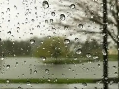 بارش باران در ۵ استان و ترافیک سنگین در محورهای شمالی و ورودی‌های تهران

