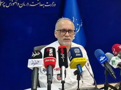 شب چهارشنبه را در کنار خانواده بگذرانید/ امدادگران در حال خدمت به مجروحان جنگ هستند