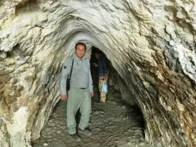 کشف غار جدید در منطقه آب زر اندیکا خوزستان