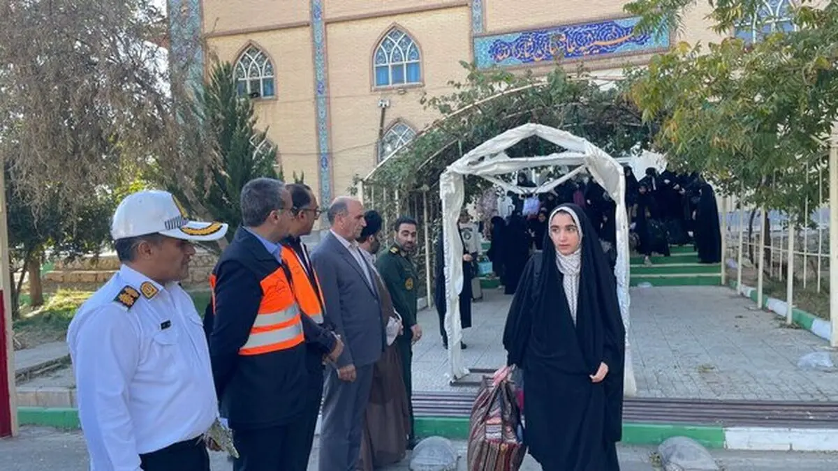 سنگر امروز دانش‌آموزان عرصه‌های علمی، ورزشی و میدان جهاد و تلاش است