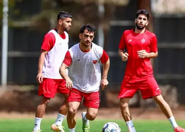 مهاجم پرسپولیس در آستانه پوشیدن پیراهن آبی!