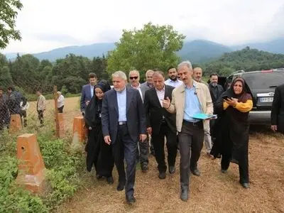 تأکید وزیر میراث‌فرهنگی بر احیای دیوار تاریخی تمیشه در کردکوی/ ضرورت تبدیل محوطه باستانی به سایت‌موزه ملی