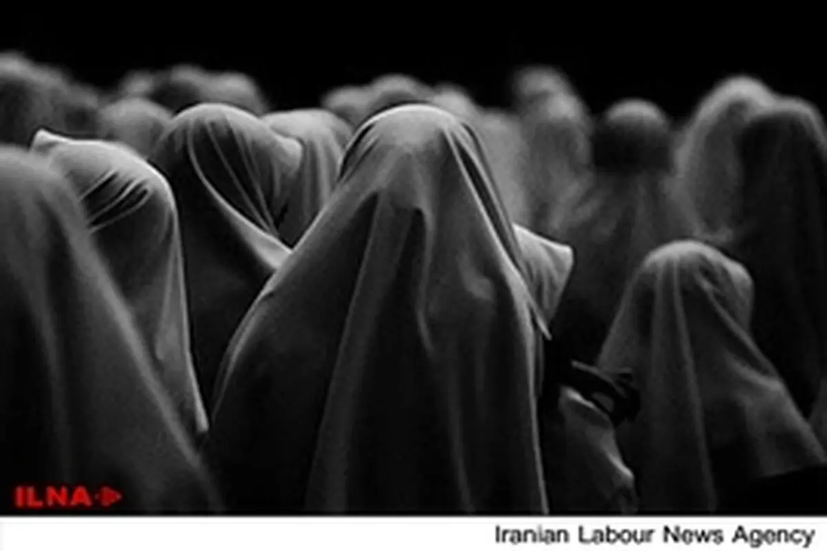 تولیدکنندگان چادر مشکی از پرداخت حق بیمه کارگران معاف نیستند