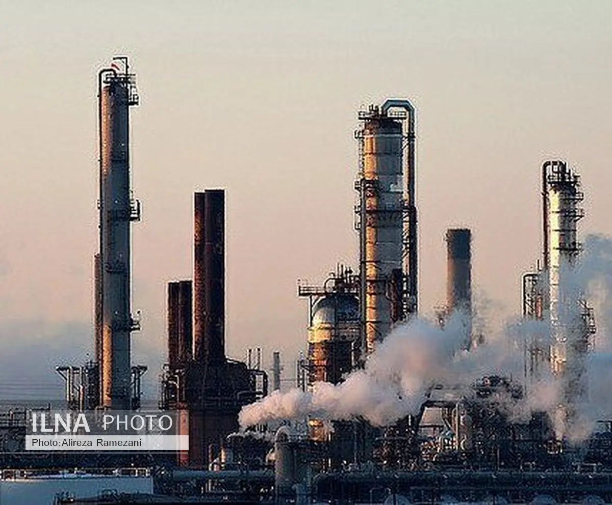 Iraq plans to sell oil through Iran if talks with Kurds fail