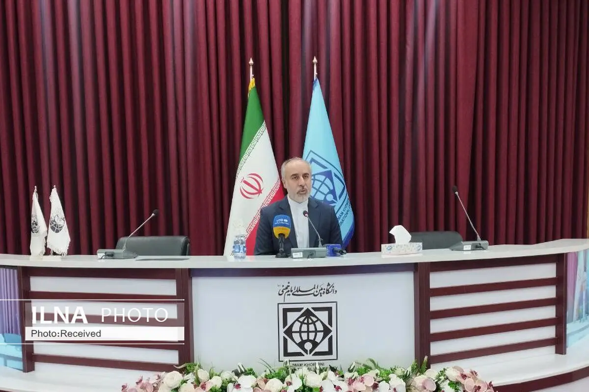 طهران تنصح ألمانیا لعدم إدخال الکلمات القیمة لحقوق الإنسان في الالاعیب السیاسیة