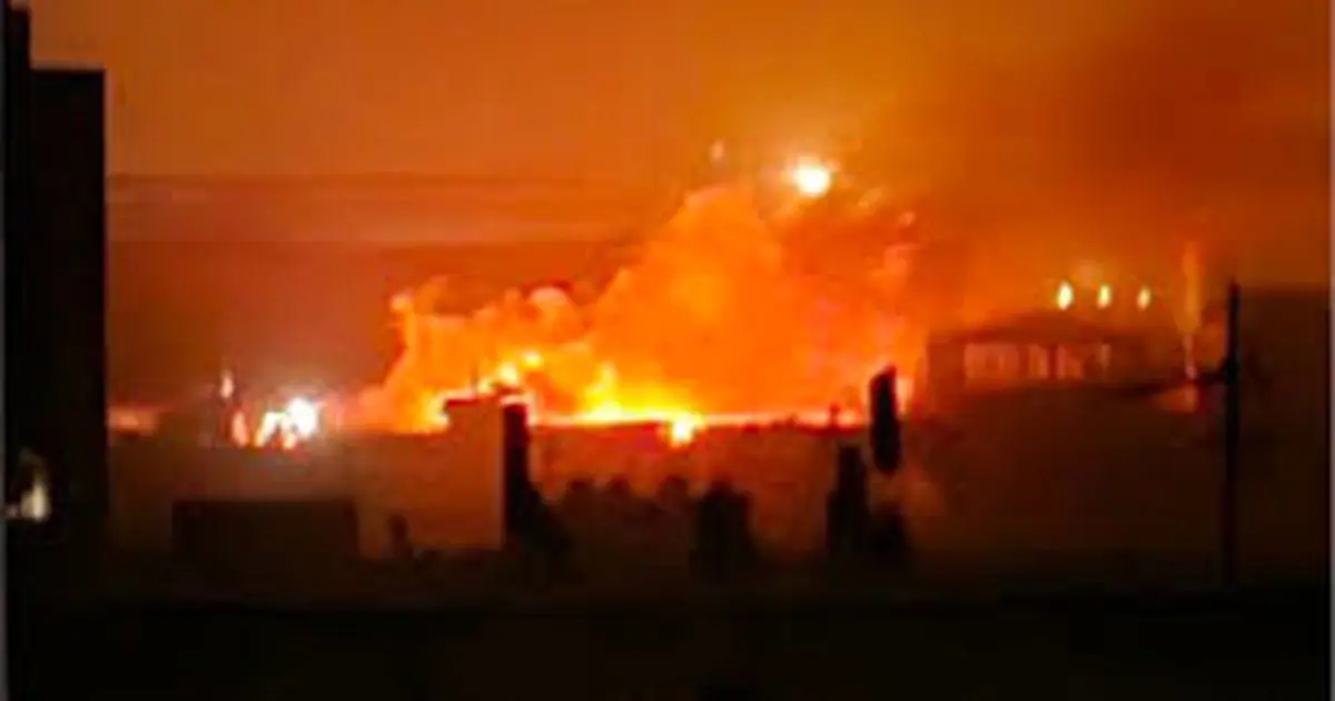  آتش زدن حسینیه به دست آشوبگران در فردیس کرج + فیلم