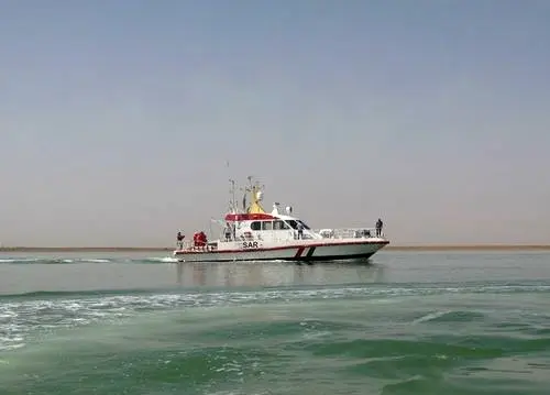 امدادرسانی به خدمه شناور صیادی در آب‌های بوشهر
