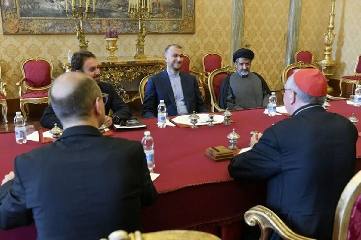 إیران والفاتیکان تؤکدان ضرورة التوصل إلى حل سلمی للأزمات العالمیة