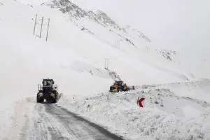 آمادگی محورهای شمالی فارس برای فصل بارش