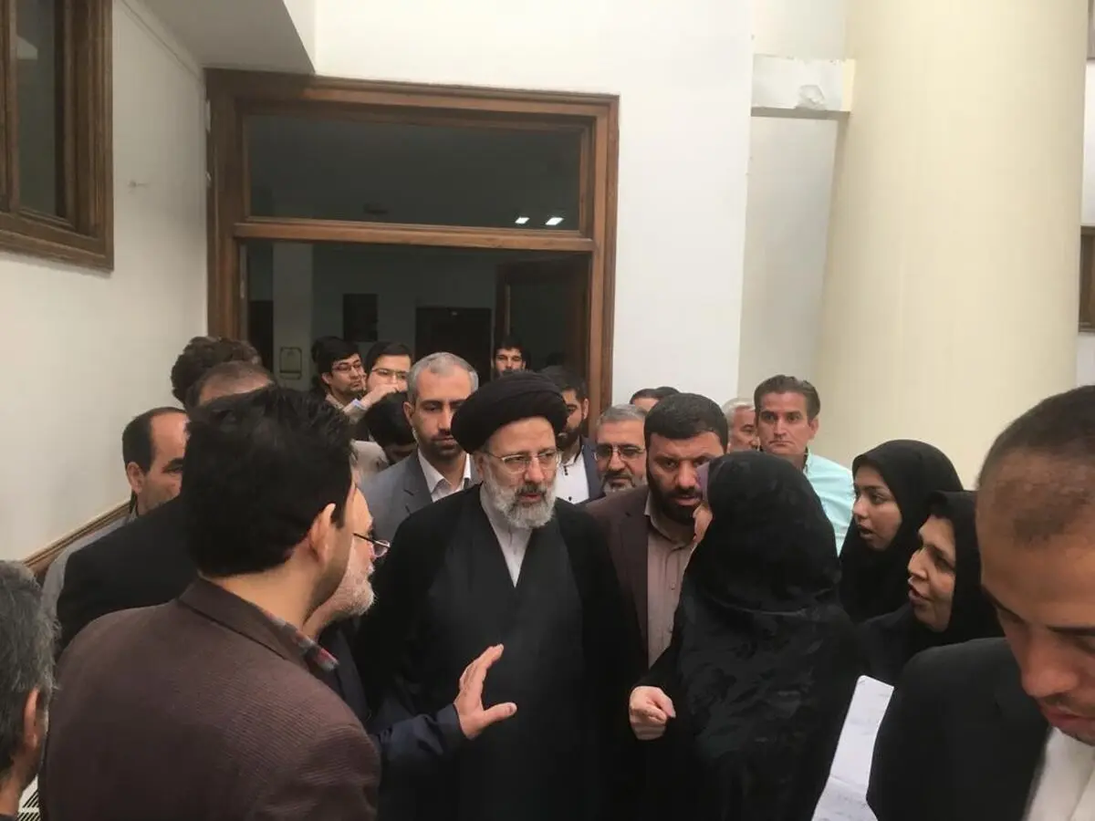 بازدید سرزده رئیس قوه قضاییه از دادسرای عمومی و انقلاب مشهد 