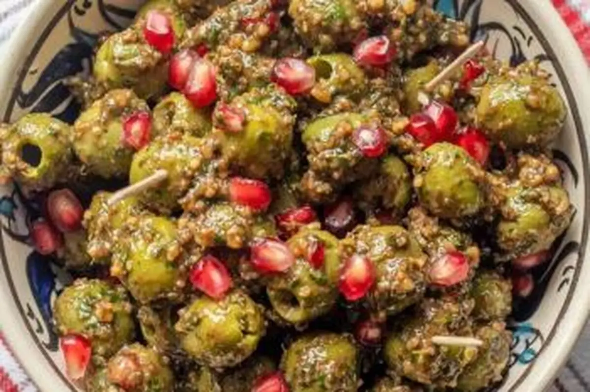 زیتون پرورده؛ منبعی غنی از چربی های مفید و آنتی اکسیدان ها