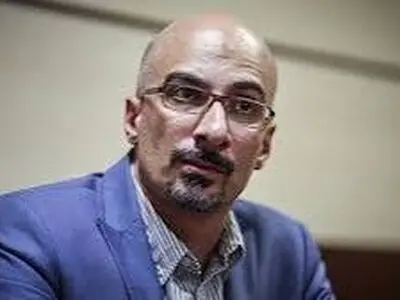 رقابت داخلی را کنار بگذاریم و با صدای واحد جنایت اشغالگران تروریست را محکوم کنیم