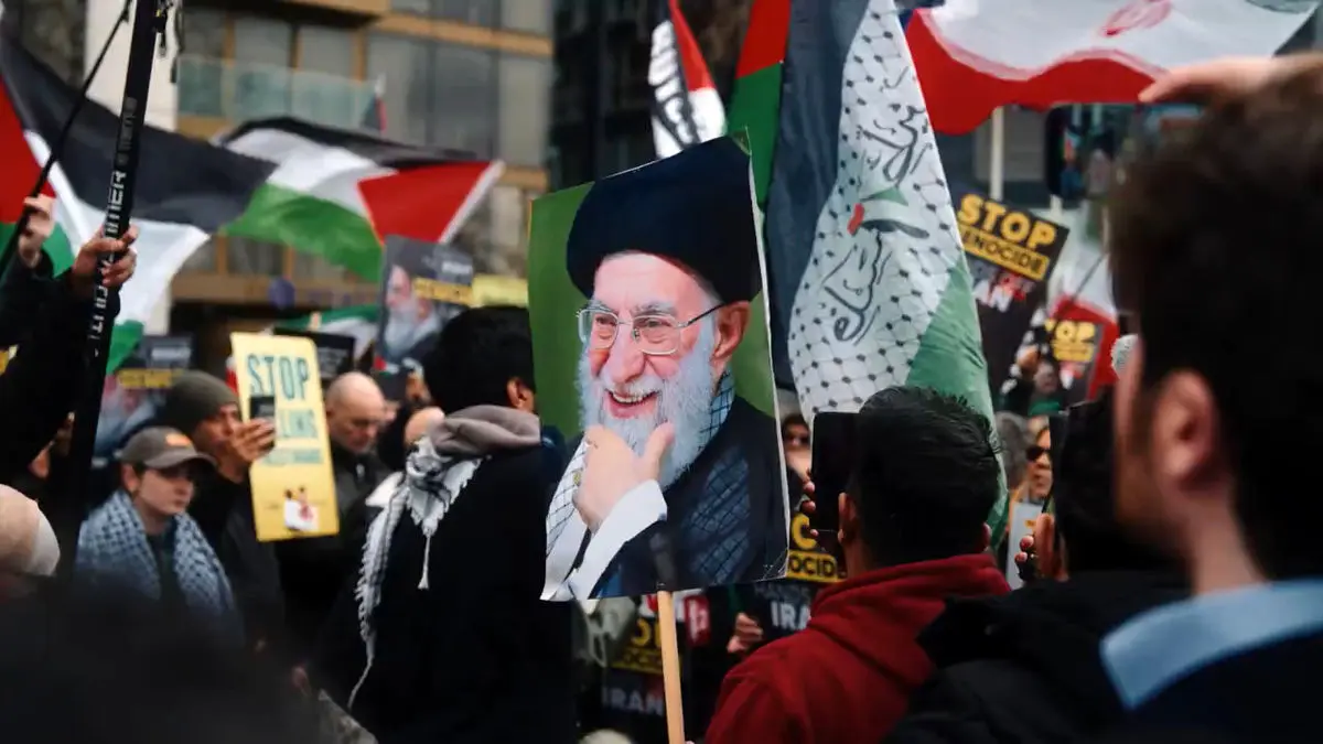 از تهران تا کشمیر، از برلین تا لندن + فیلم