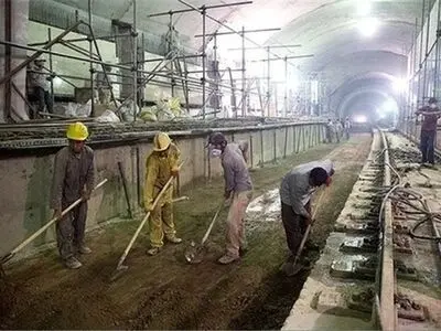 وعده پرداخت بخشی از مطالبات ۱۸ ماهه کارگران متروی اهواز عملی نشد
