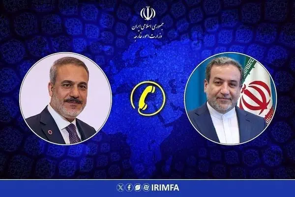 عراقجي ونظيره التركي یؤکدان على استمرار التعاون الإقليمي