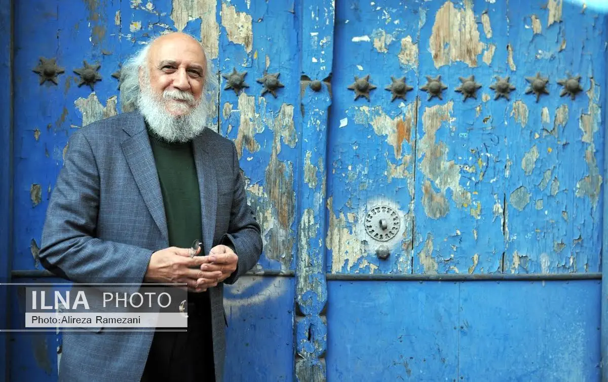 «نیست معشوقی ز او نزدیک تر»