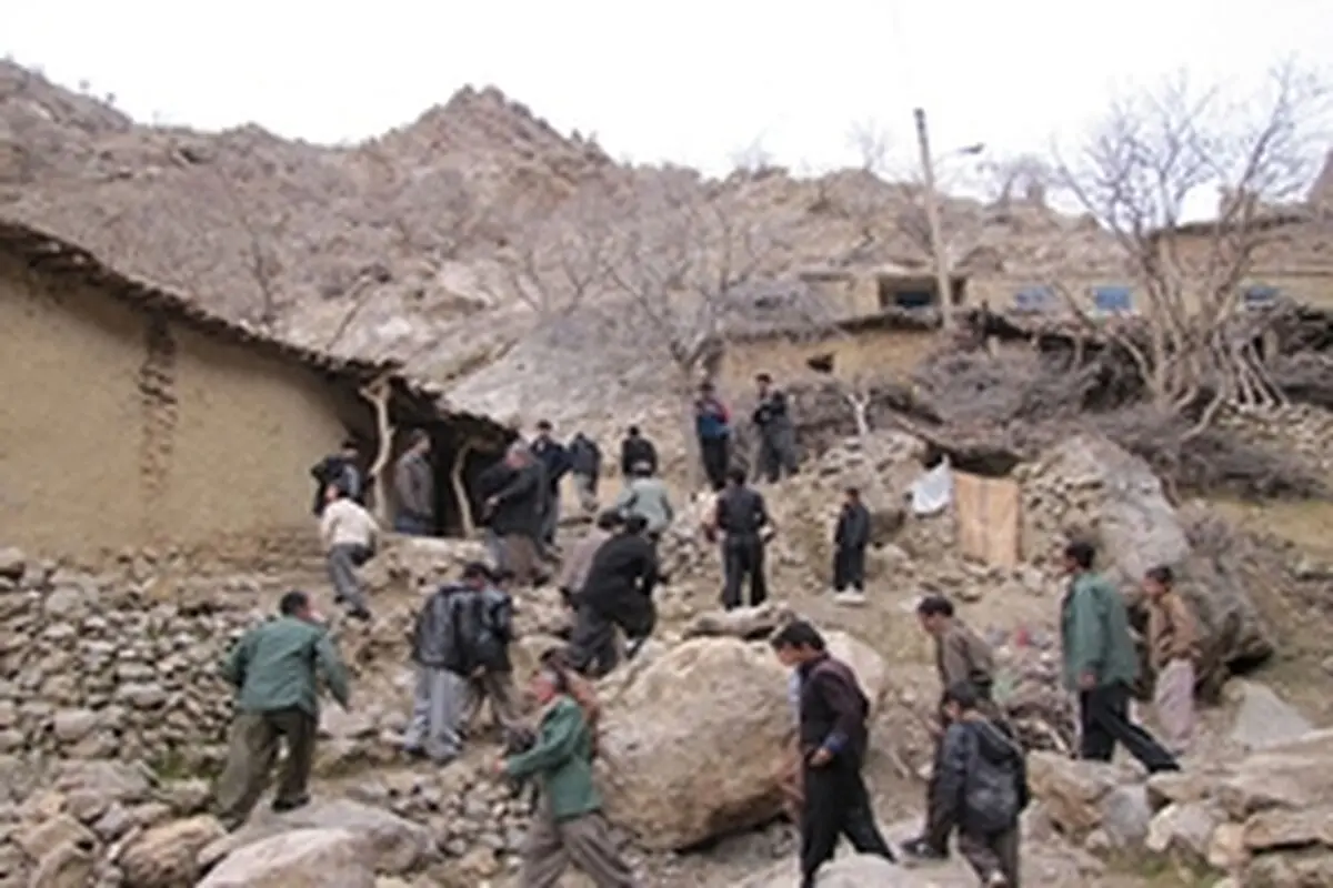 تنها خواسته ما ایجاد جاده ارتباطی است / عکس