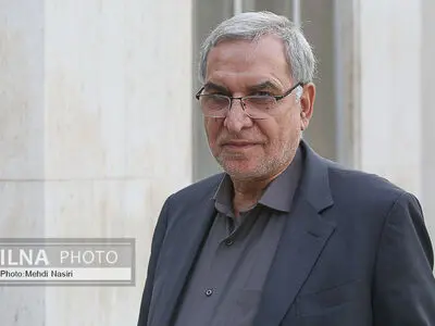 مشکلی در خصوص تامین ارز دارو نداریم/ برخی داروهای بیماری‌های خاص را تولید می‌کنیم