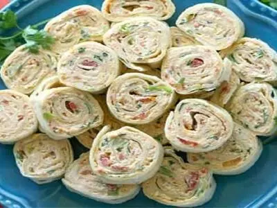 طرز تهیه رولت نان لواش 