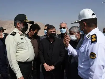 مبادی ورودی و خروجی استان را با جدیت زیر نظر داریم/ در خانه بمانید و از تردد در جاده ها و معابر خودداری کنید