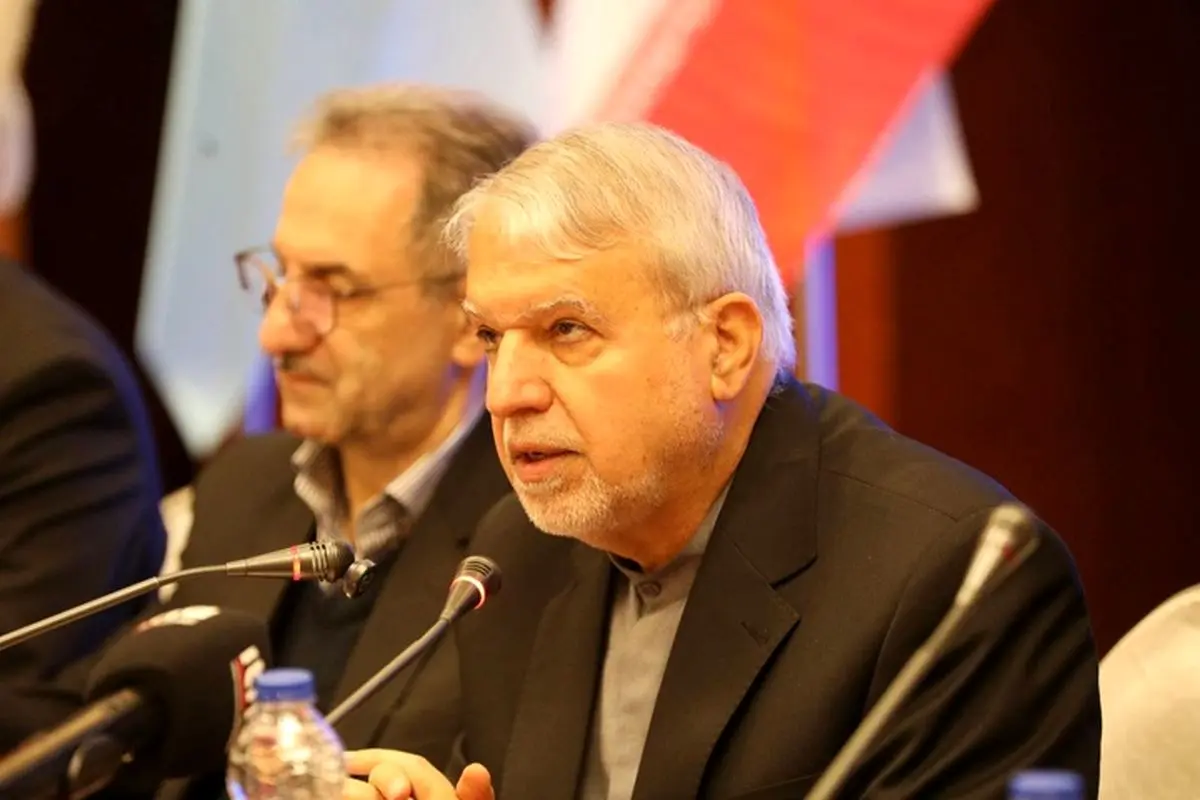 گردشگری ایران در مدار ثبات قرار دارد/ افزایش آمار گردشگران در پاییز امسال/ با سازوکار نظارتی، اختیارات هتل‌داران افزایش خواهد یافت 