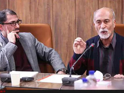حاتم عسگری الحان مذهبی را بررسی می‌کند