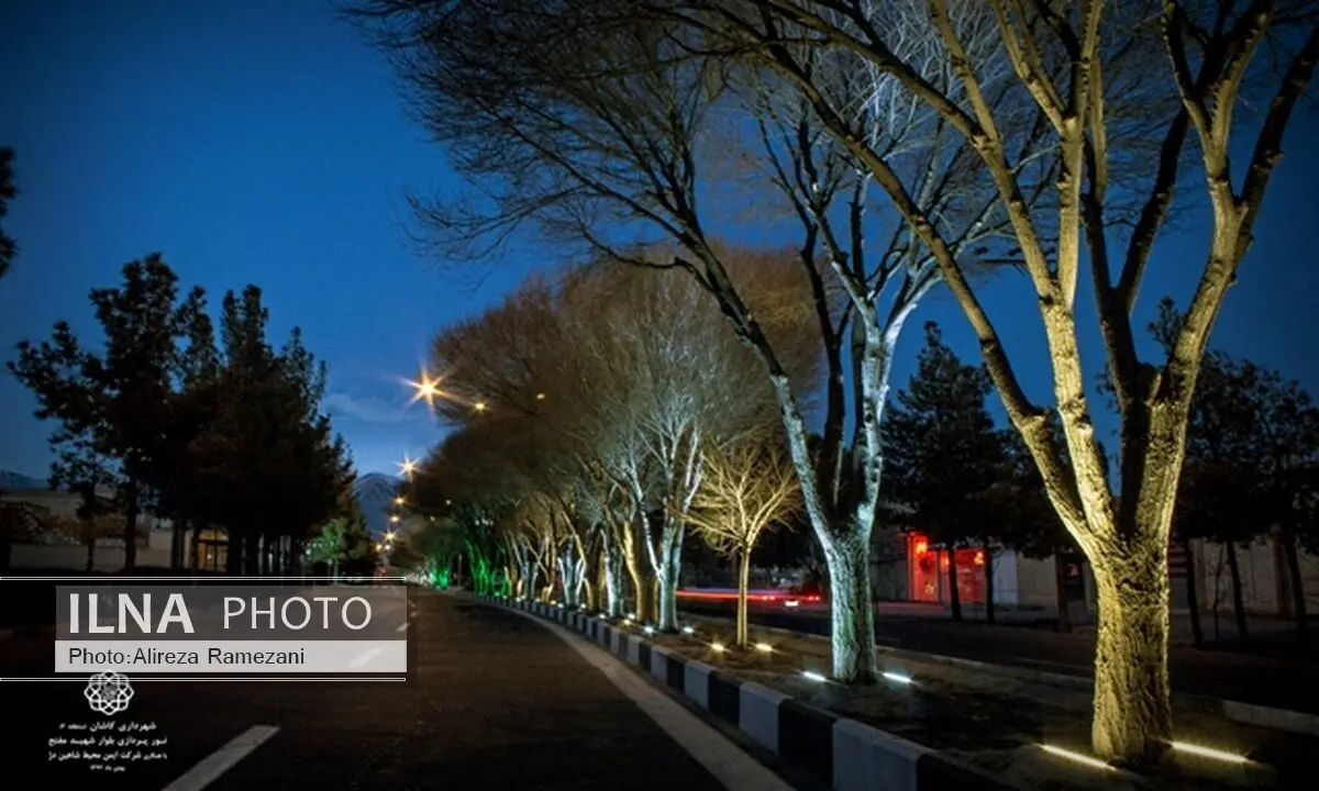 آغاز بهره‌برداری از پروژه نورپردازی بلوار مفتح کاشان