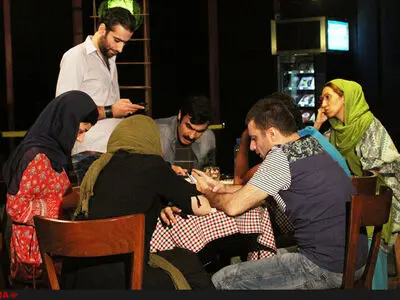 روایت حسین کیانی از شرایط اجتماعی امروز در تئاترشهر 