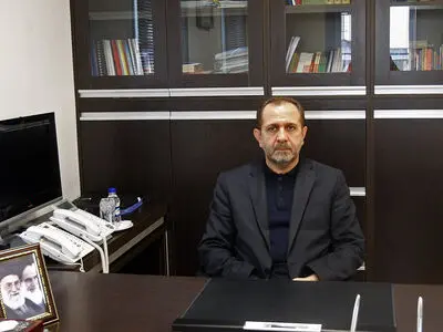 ۱۶ میلیون دلار که غیرقانونی در دهه نود خارج شده به بیت المال بازگشت/ هولدینگ دارویی و رایتل بیشترین تخلفات را در شستا داشتند
