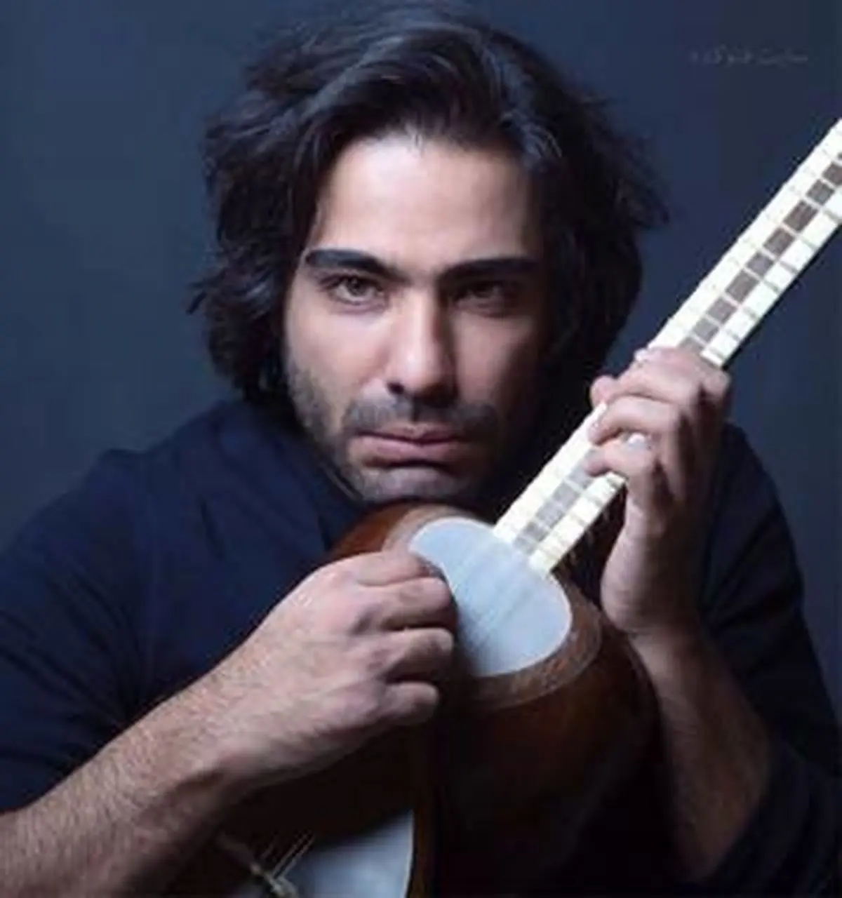 علی قمصری: با تارم سپر برق تهران می‌شوم + فیلم