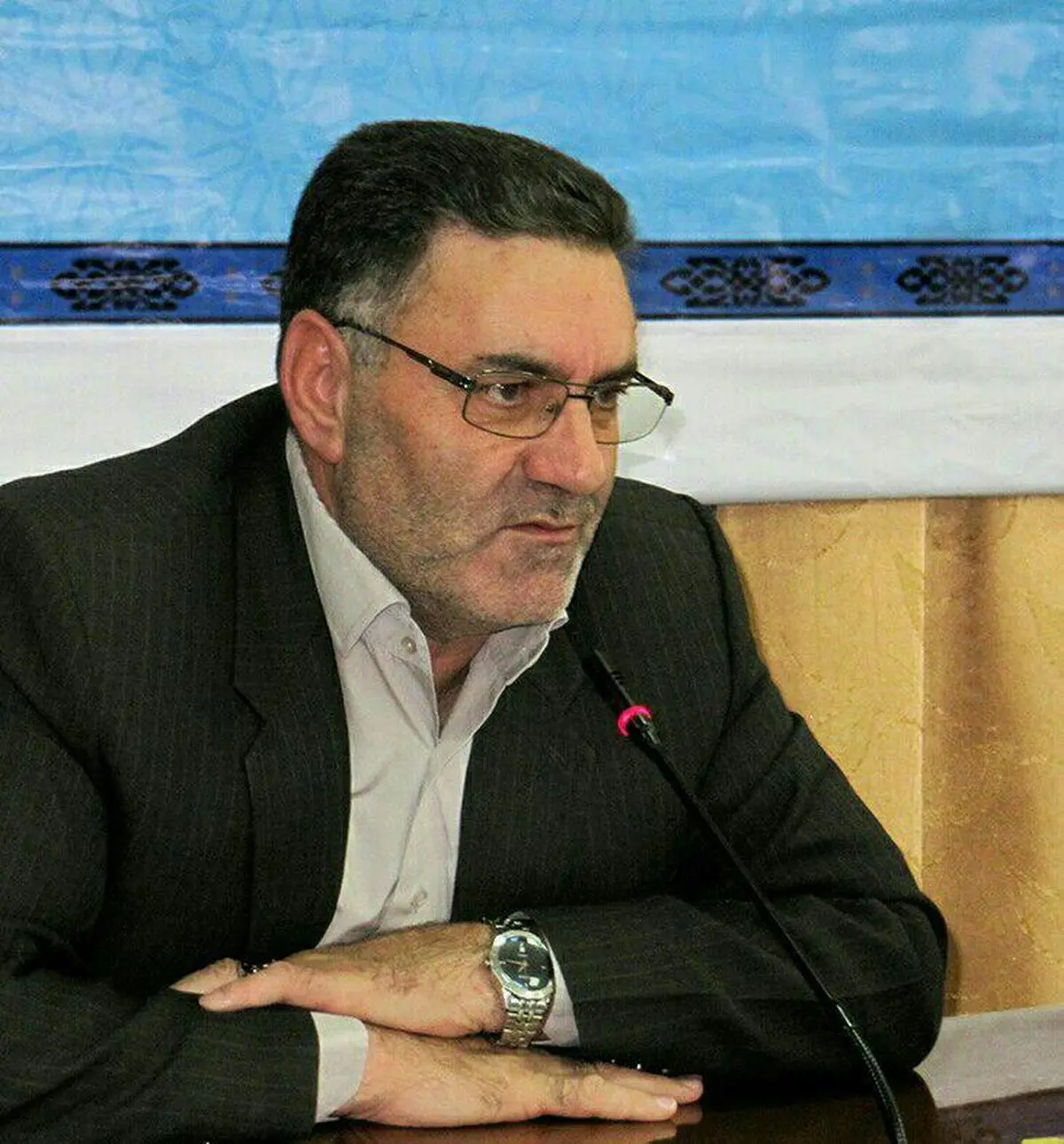 غربالگری سلامت صد در صدی مردم رزن/ مشکل انتقال اجساد به آرامستان حل شد/۵۰ خودرو پلاک غیر بومی به پارکینگ منتقل شده است