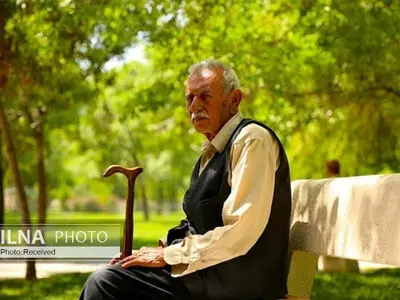 تهدیدات تورم برای سفره‌های رنگ و رو رفته‌ی بازنشستگان/ خاموش شدن صداهای موافقِ افزایش مستمری به ۲.۸۰۰.۰۰۰